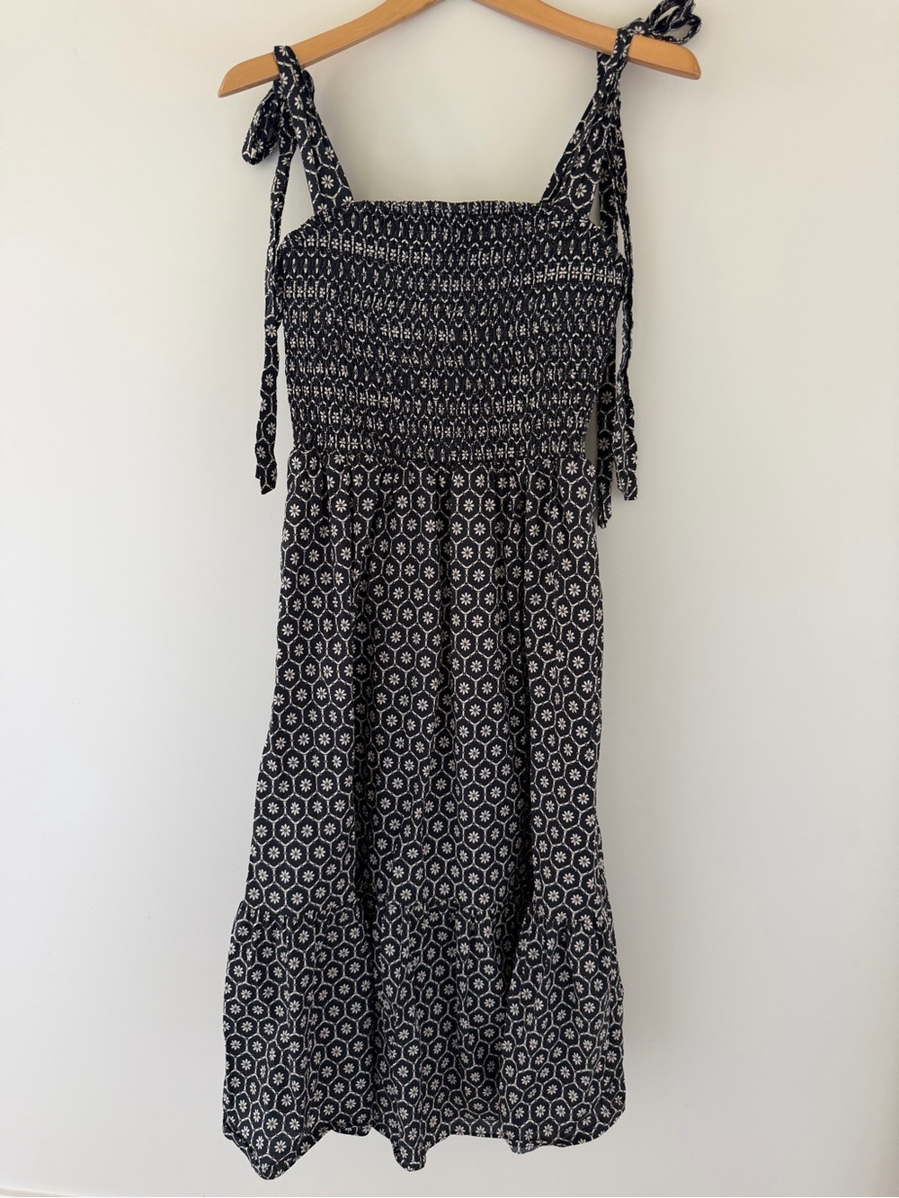 Vici Black & White Printed Tie-Shoulder Smocked Midi Dress